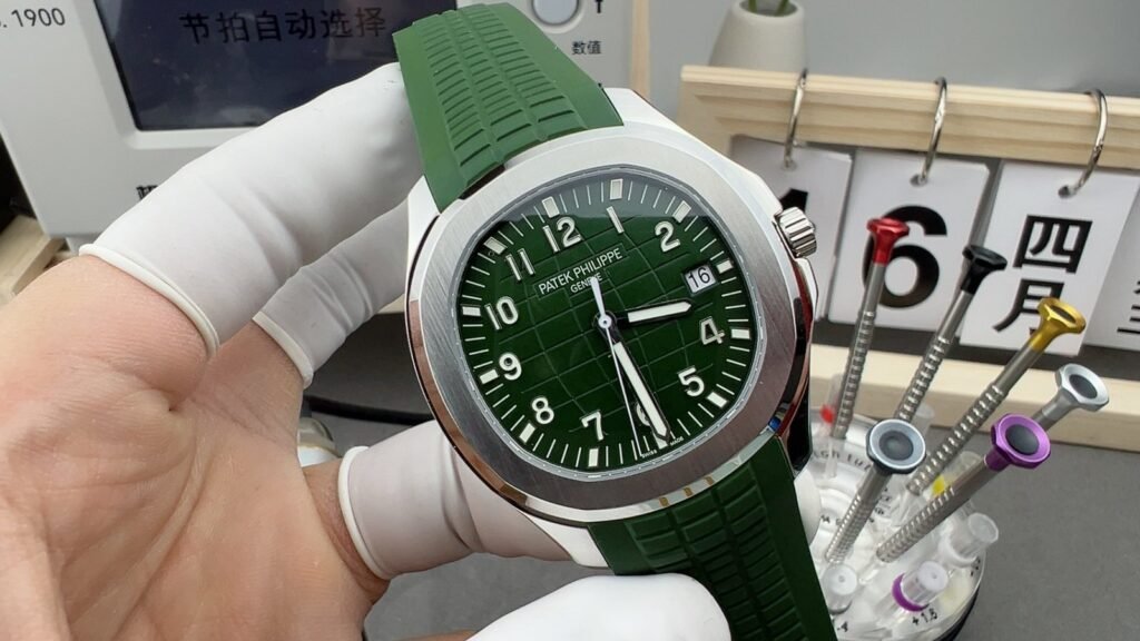 Aquanaut 5168G 42mm Gain Weight 3KF 1:1 Best Edition Green Dial on Green Rubber Strap 324CS